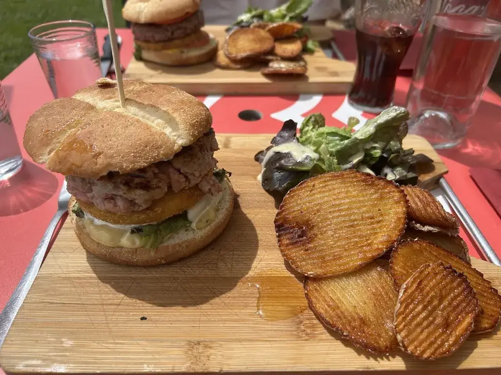 Maxime Colin_La spatule en bois_Réallon_review