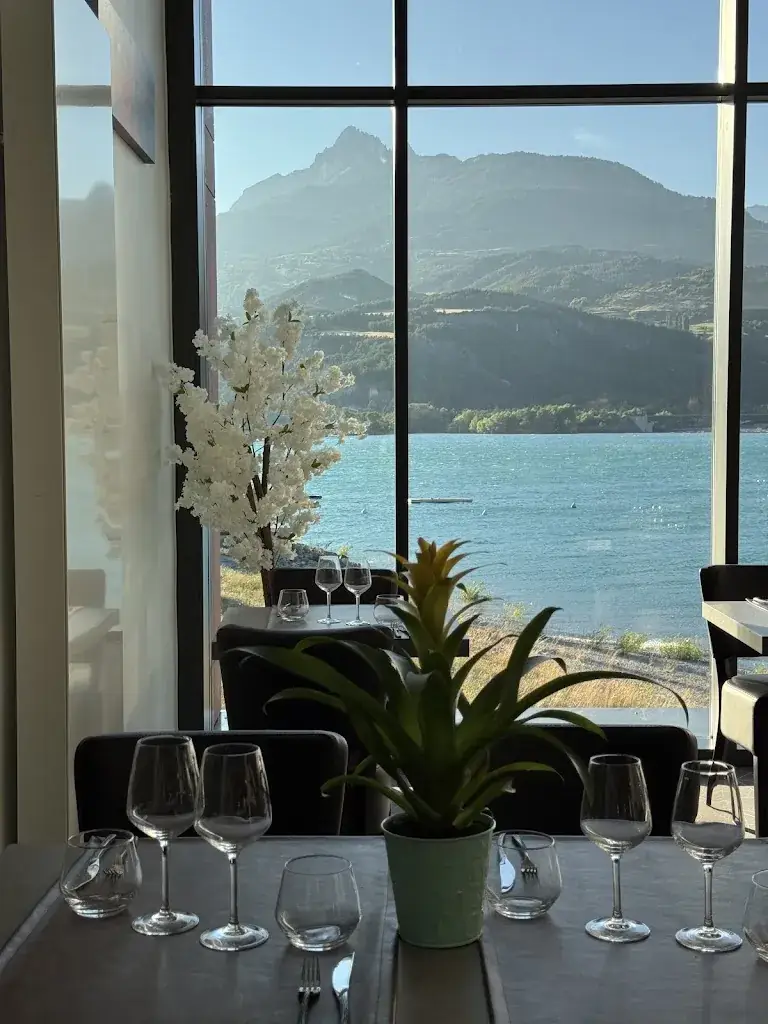 restaurant la Capitainerie ristorante a Savines-le-Lac