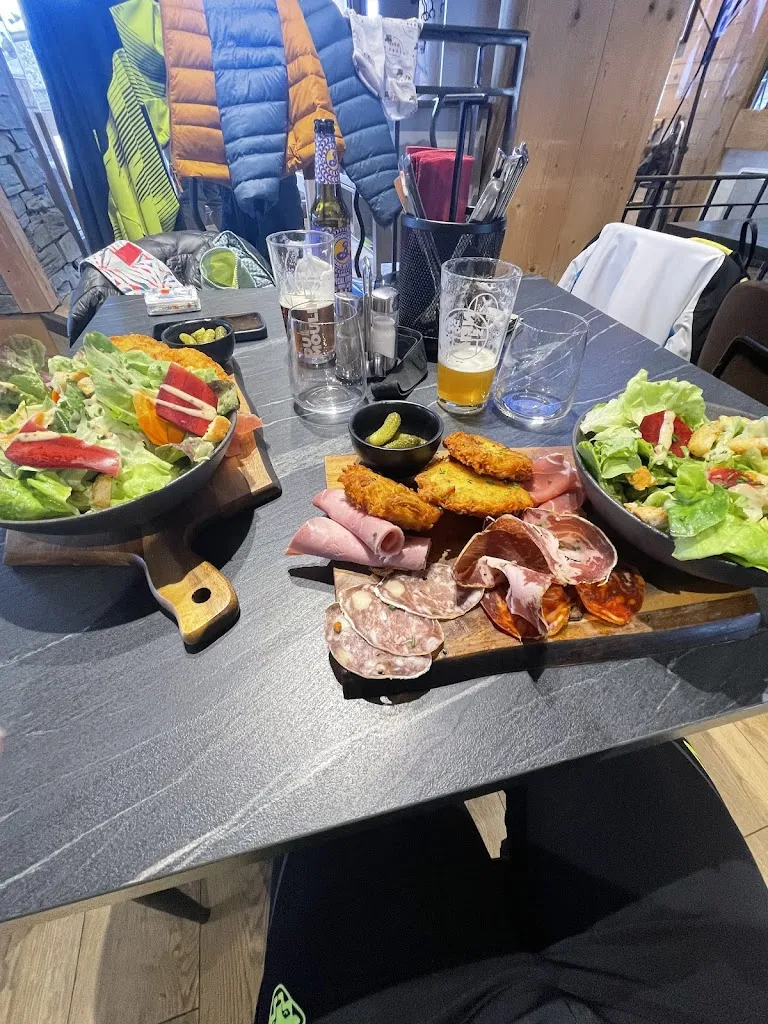 Menü_La Hutte | Restaurant_Morzine_Bild_7