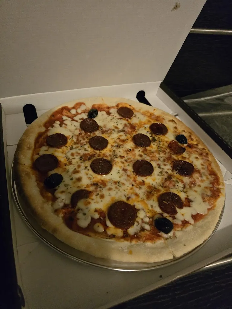 Menu_DISTRIBUTEUR PIZZA L’ACAMPA_Chorges_immagine_2