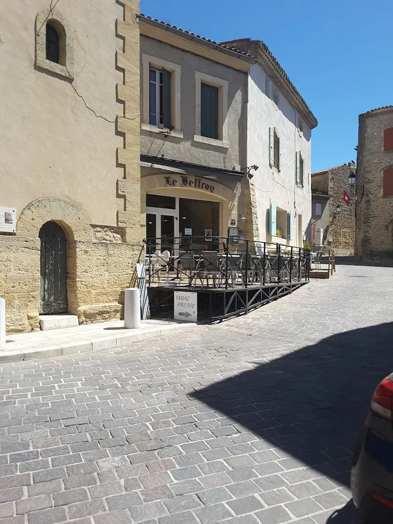 Paddy Travel in a box_Bar-Restaurant Le Beffroy_Cornillon-Confoux_review