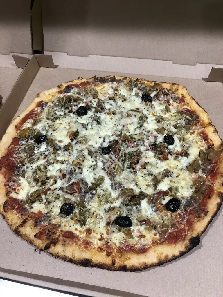 Victoria Seconde_PIZZA MARQUEZ_Cornillon-Confoux_review