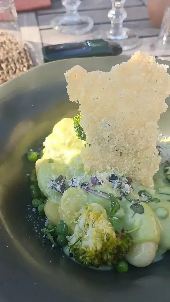 Chez Louise restaurant_Lançon-Provence_slider_image_2