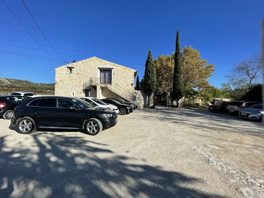 Athena Max_Le Mas des Vignes_Coudoux_review