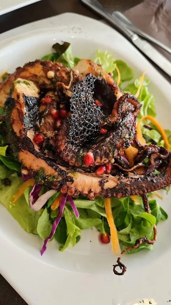 Rebekah R_L'Unisson_Velaux_review