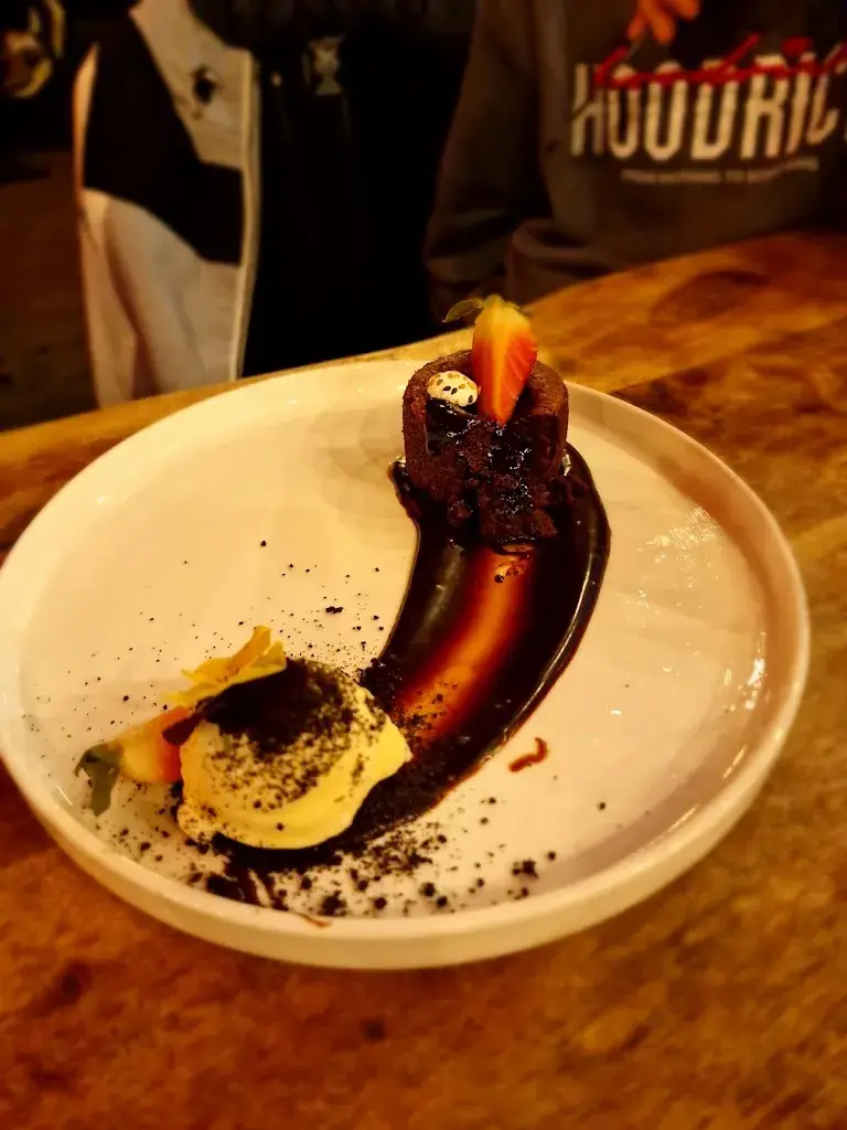 Paul Bhalla_Le Local Morzine_Morzine_review