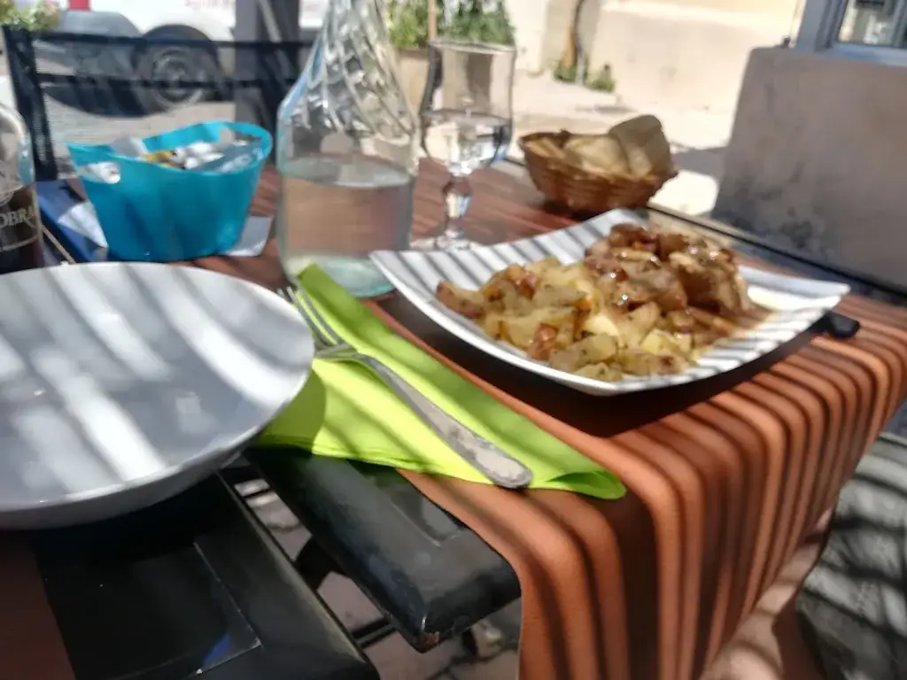 Café De L'univers_Courthézon_slider_image_2