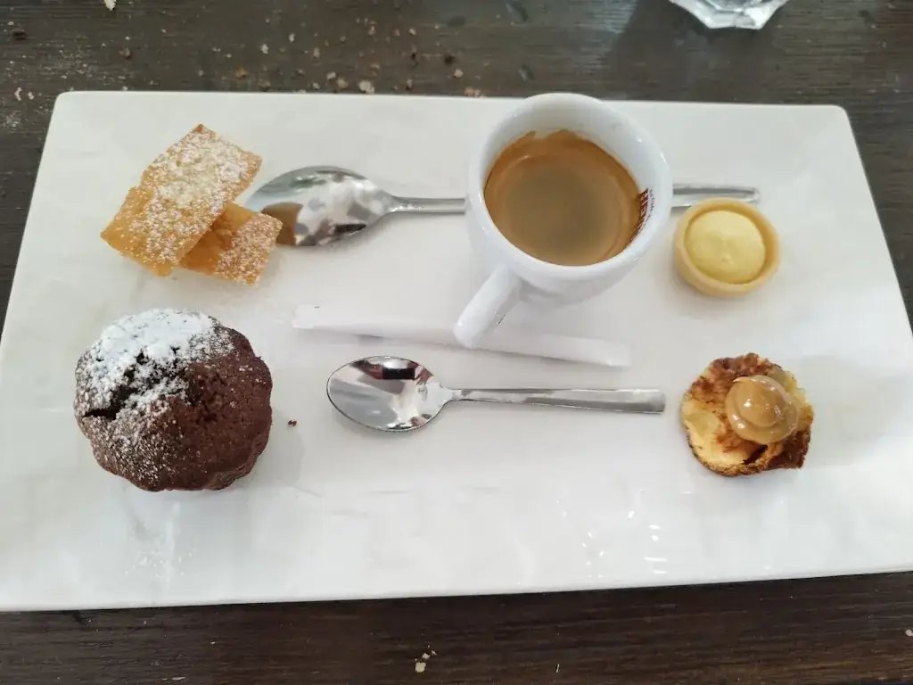 Menu_Restaurant bistronomique - Les Jardins du Cloître de Marseille_Marseille_image_5