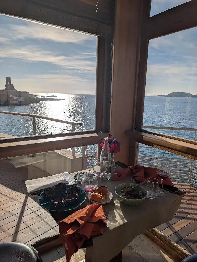 Justin Kwik_Peron Restaurant_Marseille_review