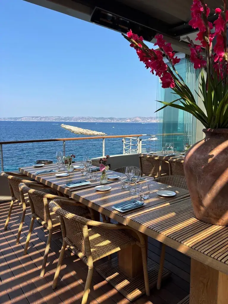 Peron Restaurant_Marseille_slider_image_3