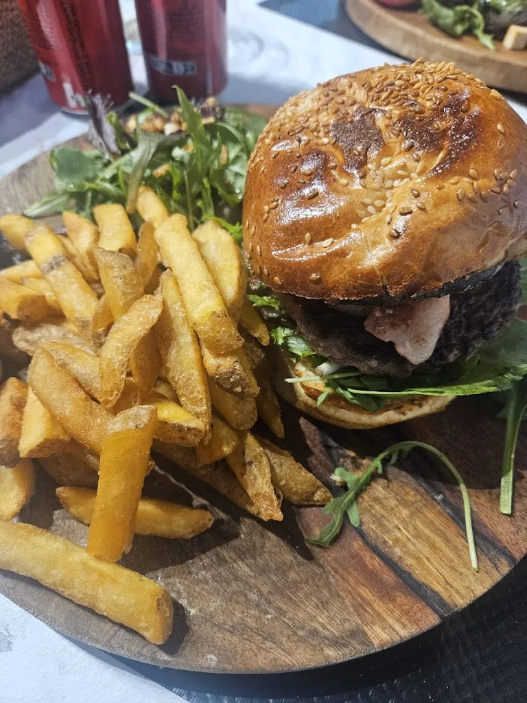 Matthew Squance_Trattoria corsica_Cuges-les-Pins_review