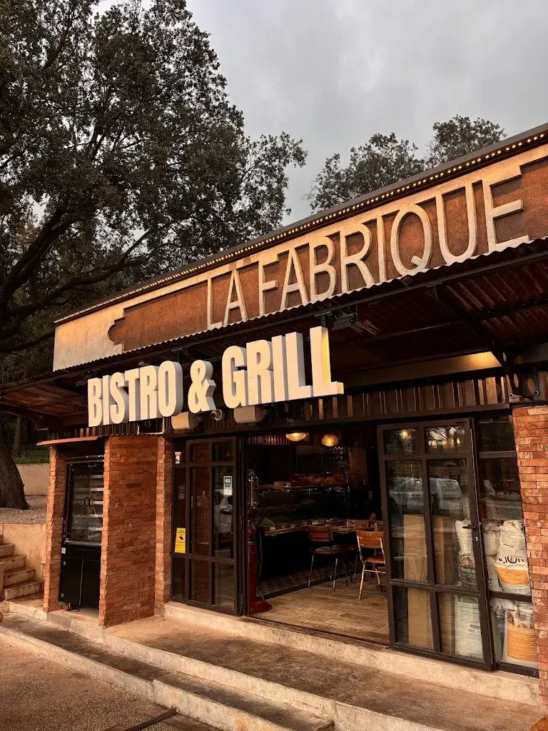 BISTRO&GRILL_Cuges-les-Pins_slider_image_1