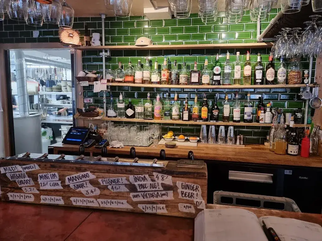 Bec Jaune Brewery_Morzine_slider_image_1