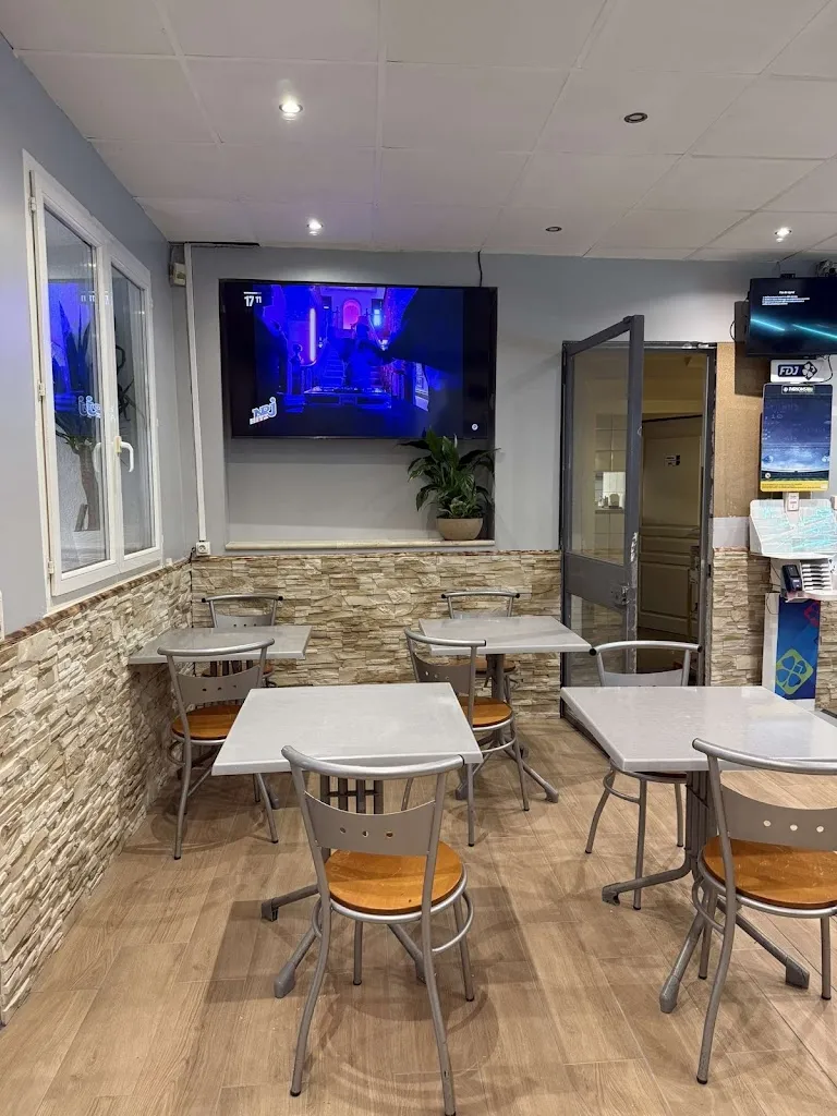 Bar PMU , Pizzeria & Snack L'Olympien Cuges Les Pins ristorante a Cuges-les-Pins