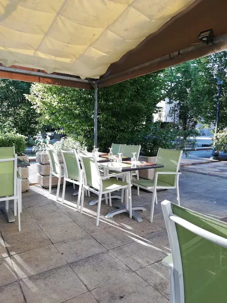 Le Fer à Cheval restaurant in Gémenos