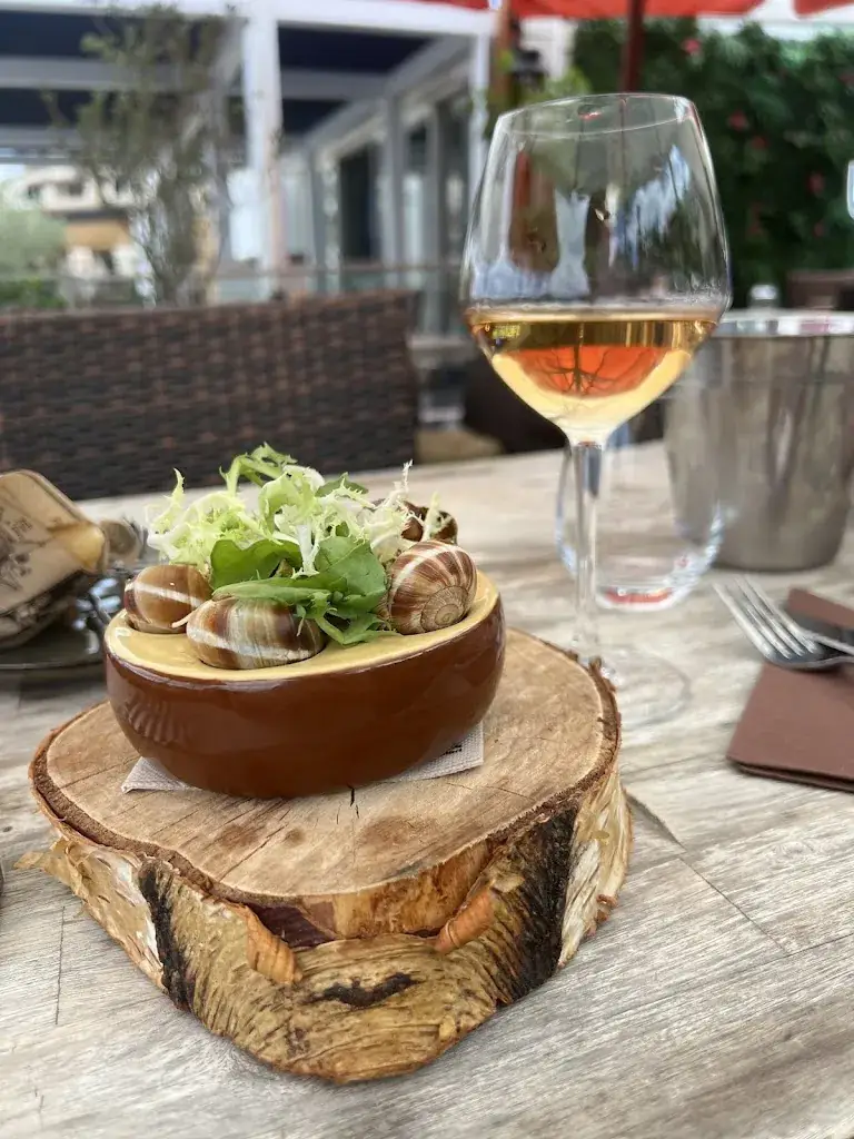 Mihaela Fratila_VIA MARINE_Cogolin_review