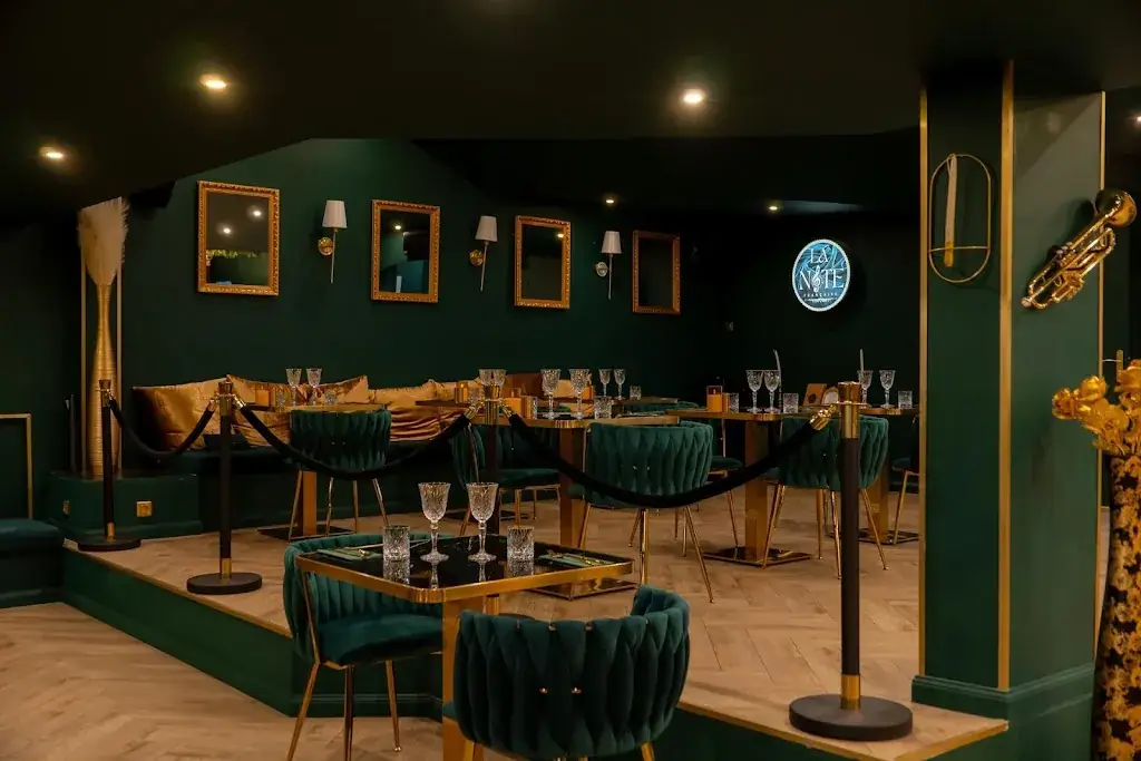 La Note Française_Cogolin_slider_image_2