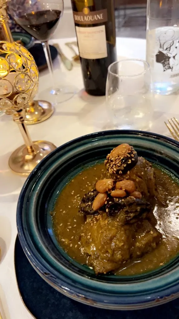 stéphanie DELRIEU_Shéhérazade_Cogolin_review