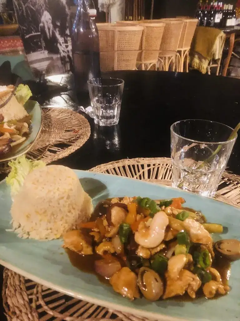 Restaurant Garuda Thaï_Cogolin_slider_image_2