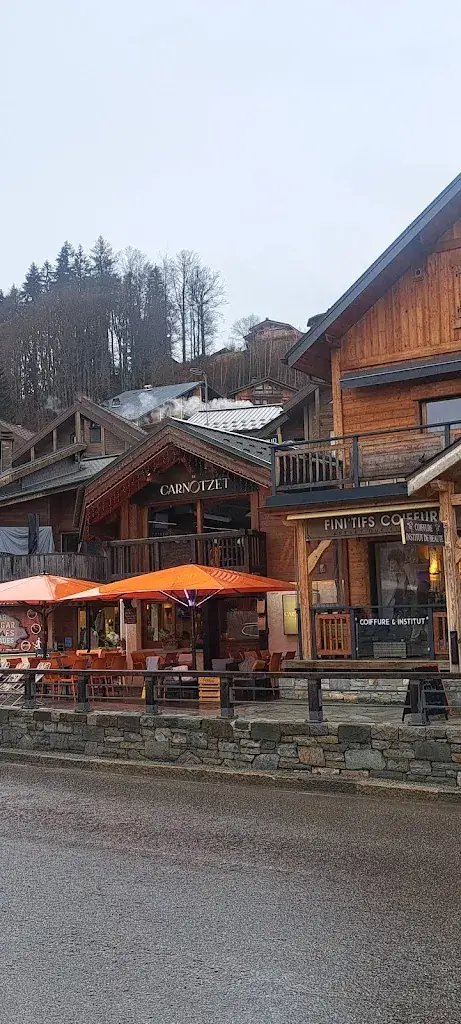 Stephen Hunter_Le Carnotzet_Arâches-la-Frasse_review