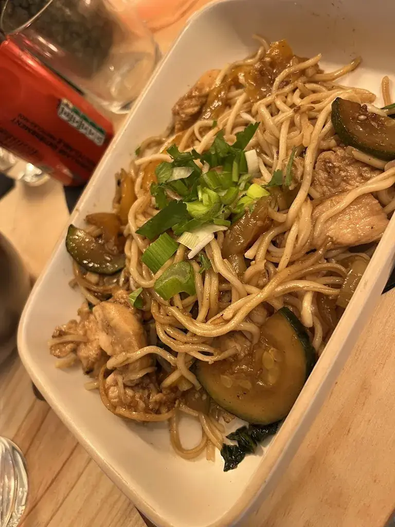 Agnieszka Hybiorz_Wokitchen thaï food_Cogolin_Bewertung