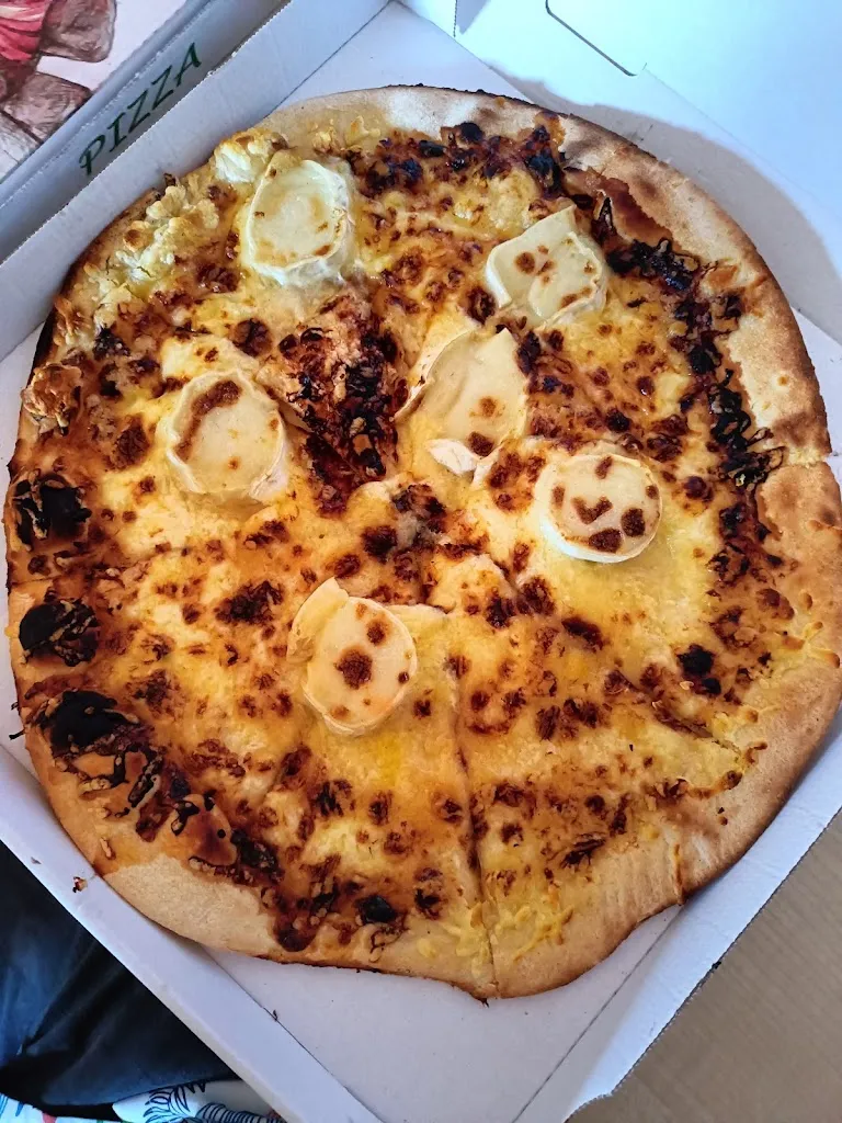 Pizzas du Golfe à Cogolin_Cogolin_slider_image_3