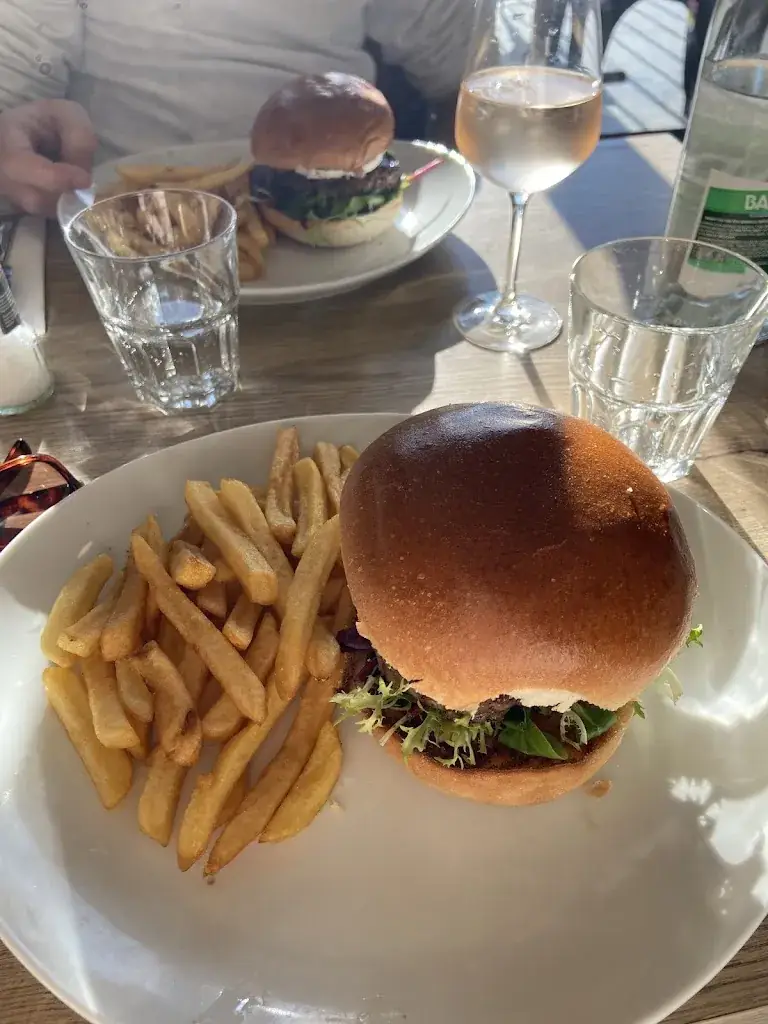 Bistrot La Bourgeoise_Éguilles_slider_image_2