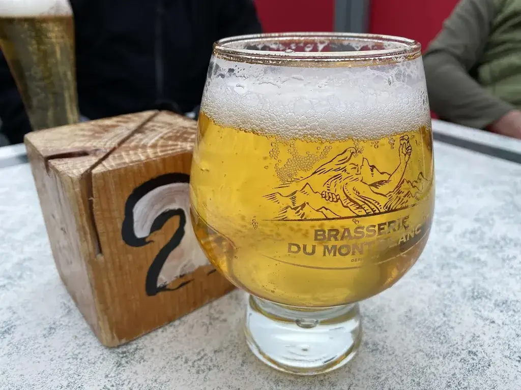 Sammy Gildroy_Les Mouilles_Morzine_review