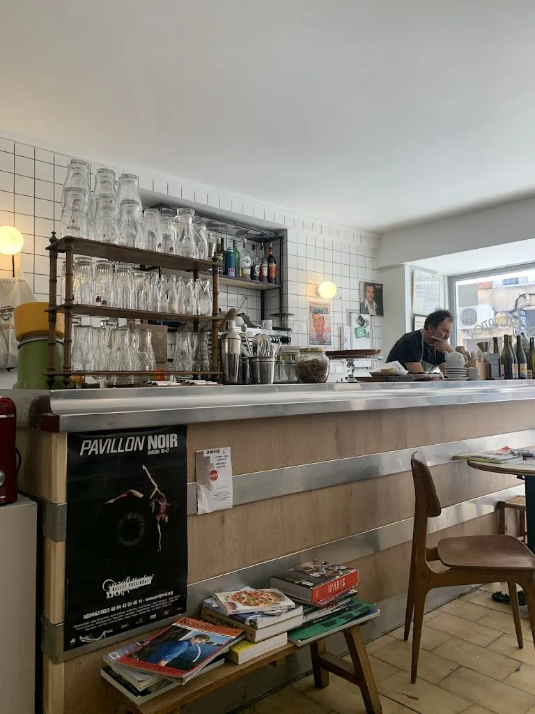 Pascal Laurent_Café du Commerce_Éguilles_review