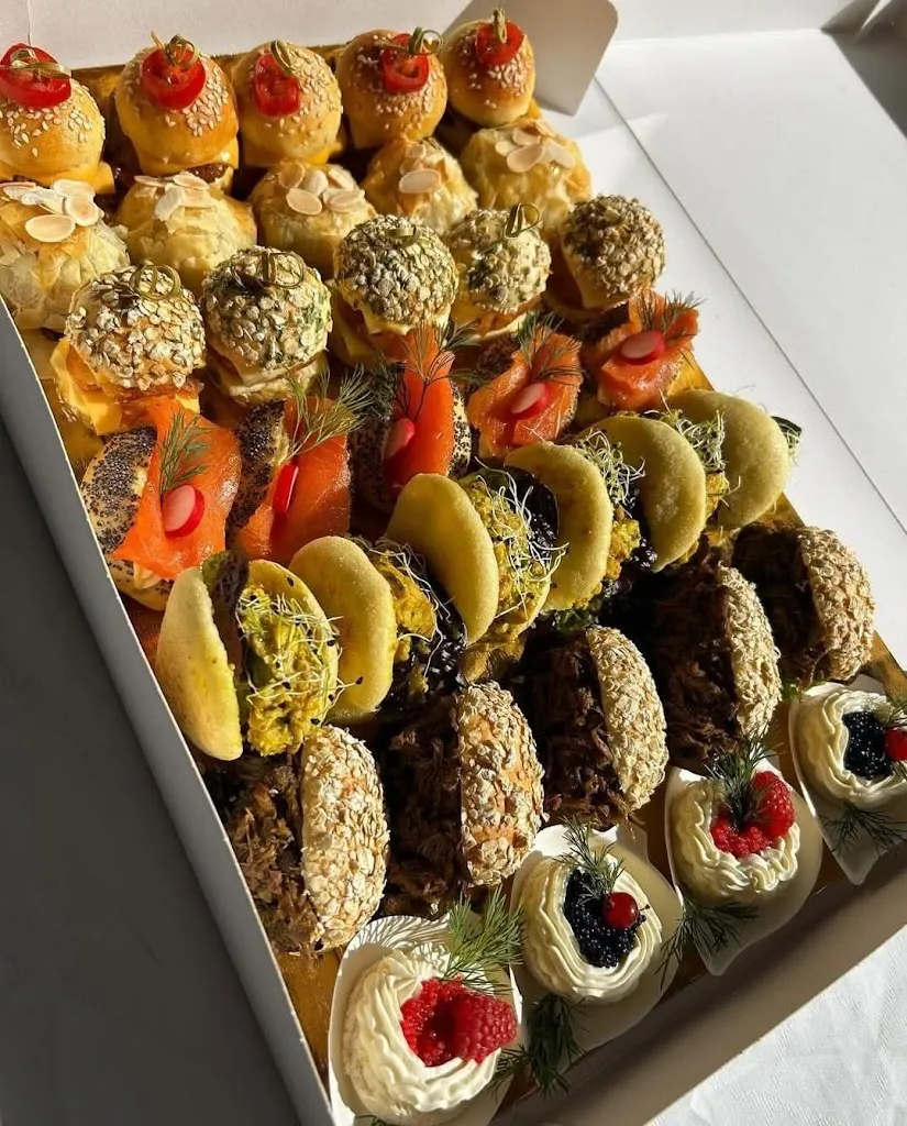 Menu_KLM'S TRAITEUR_Éguilles_image_4