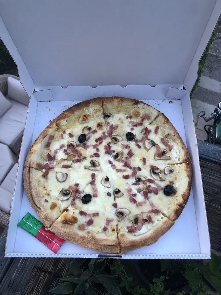 Menü_Rosa Pizza Eguilles_Éguilles_Bild_2