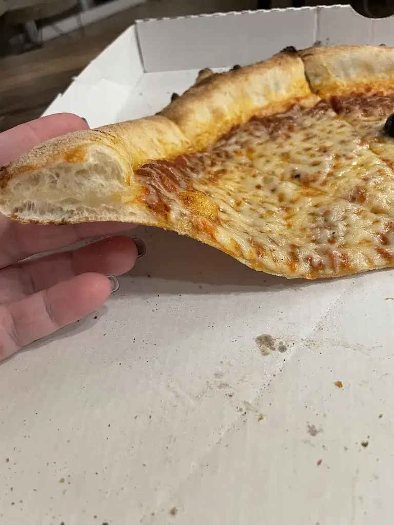 Sonia Le Port_Rosa Pizza Eguilles_Éguilles_Bewertung