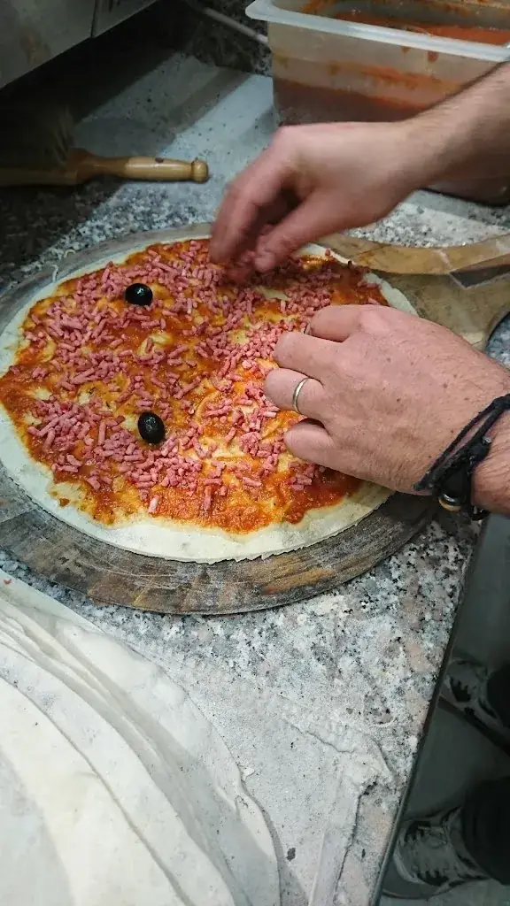 Menu_PIZZA LOULOU ÉGUILLES_Éguilles_immagine_4