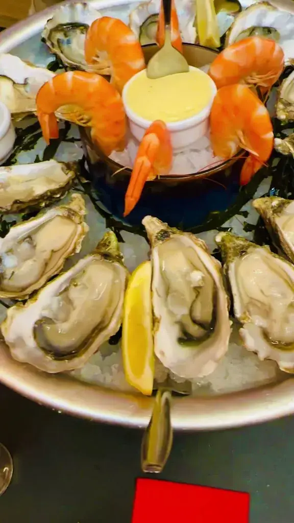 Le Petit Q_Morzine_slider_image_2