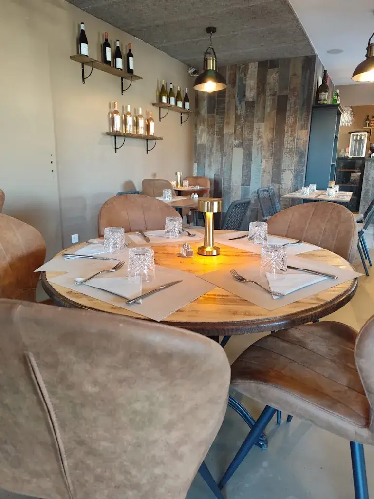 Restaurant Hibiscus restaurant in Saint-Cannat