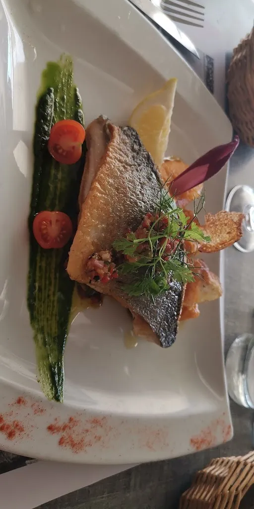 Menu_Auberge des Calanques_Ensuès-la-Redonne_image_7