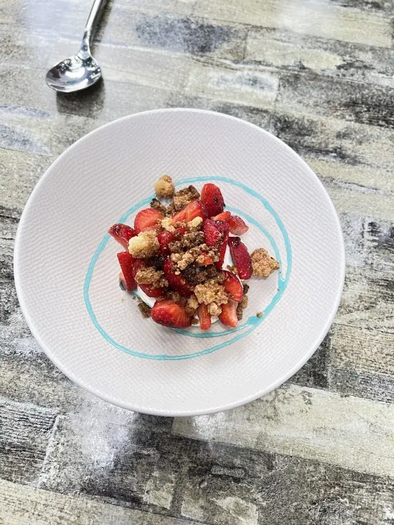 Yina Lin_La parenthèse d'Entraigues_Entraigues-sur-la-Sorgue_review