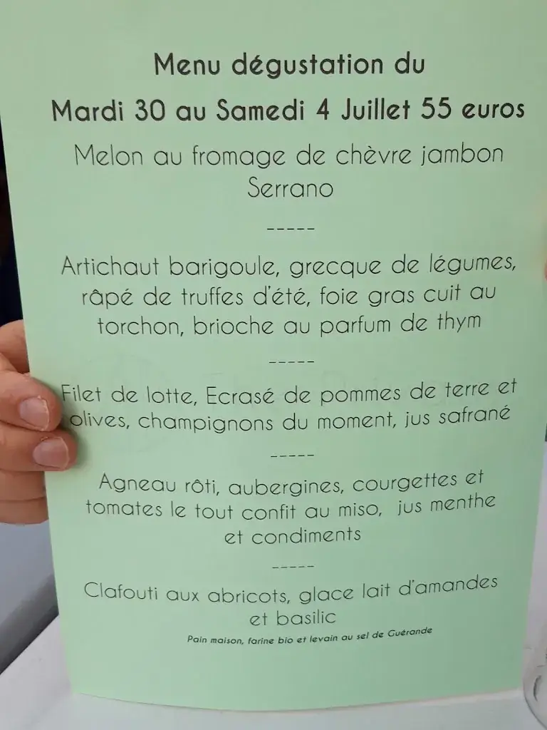 Menu_The Privacy_Marseille_image_2