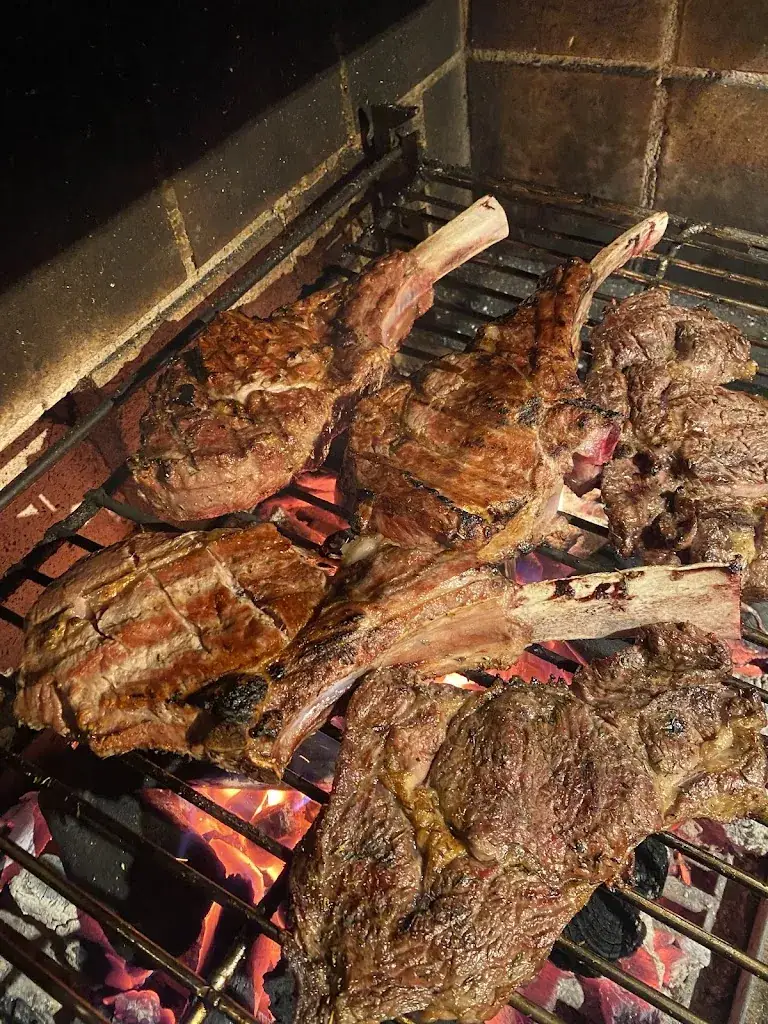 Le Pèbre d'Aï_Marseille_slider_image_2