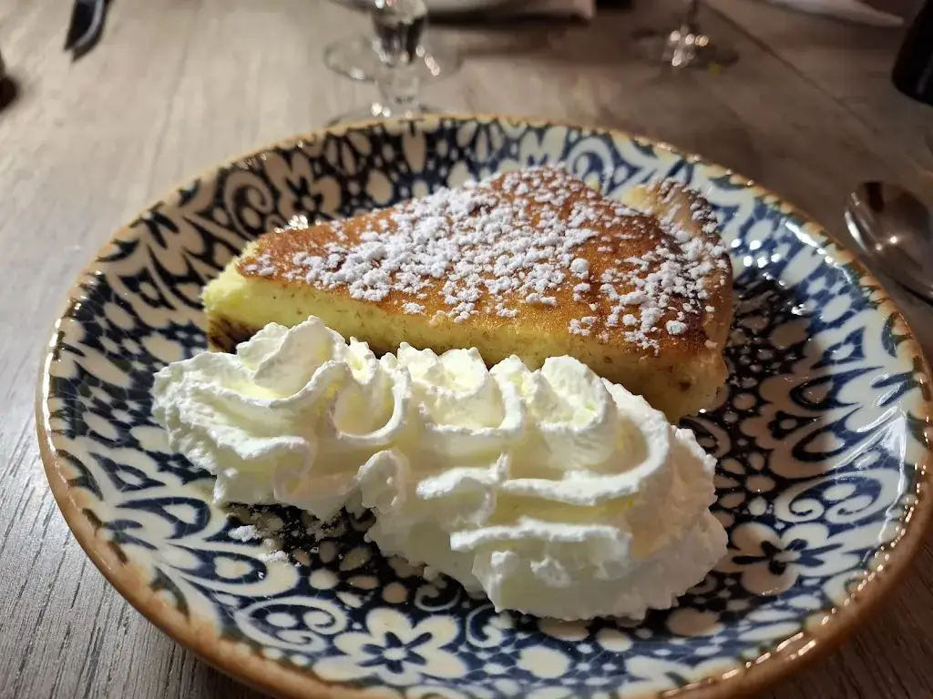 Le Pèbre d'Aï_Marseille_slider_image_3