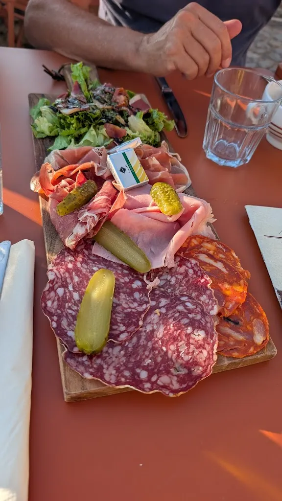 Thibault Dambrine_Lo'tentic et les Capilotades d'Evenos_Évenos_review