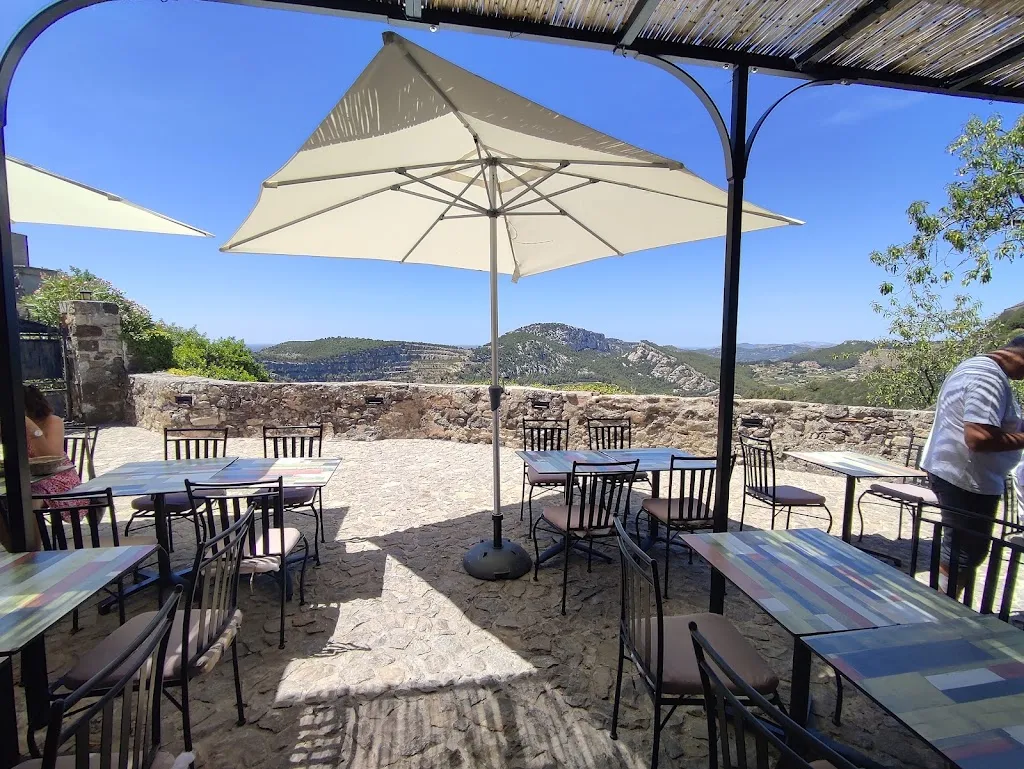 Lo'tentic et les Capilotades d'Evenos_Évenos_slider_image_1