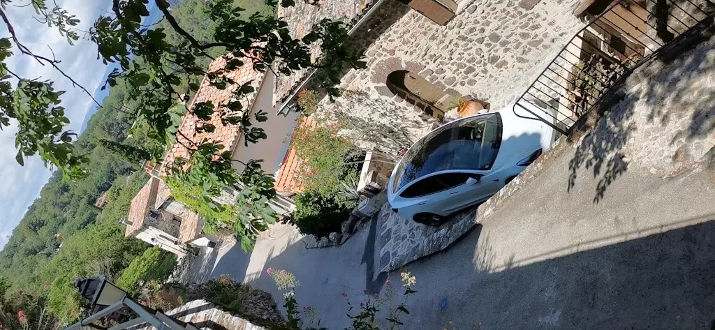 Lo'tentic et les Capilotades d'Evenos_Évenos_slider_image_2