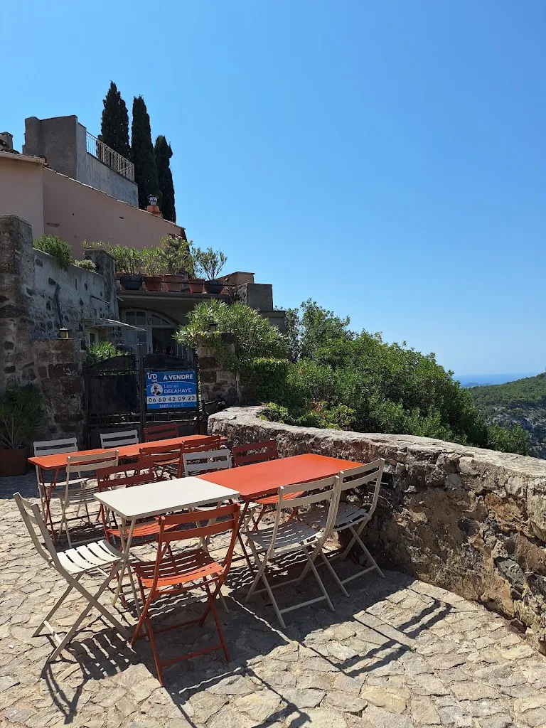 Lo'tentic et les Capilotades d'Evenos_Évenos_slider_image_3