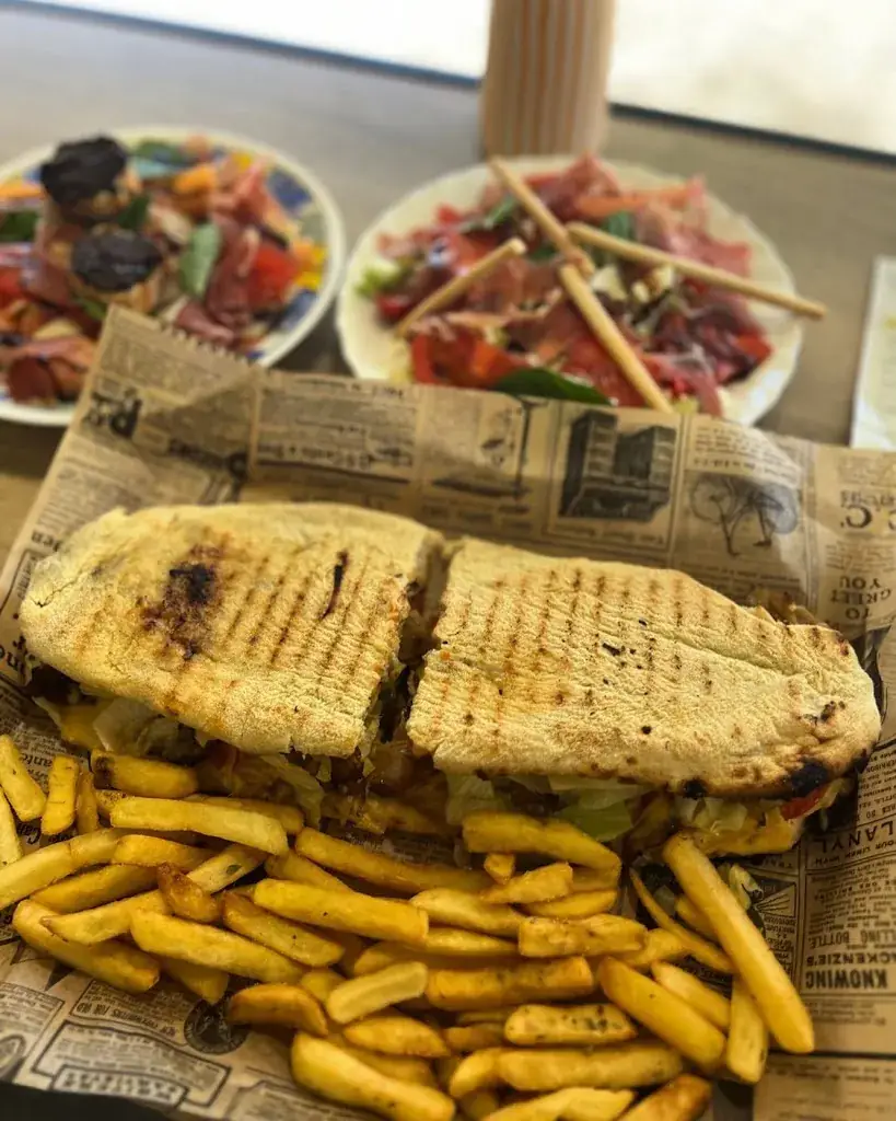 La Piazzetta Truck_Évenos_slider_image_2