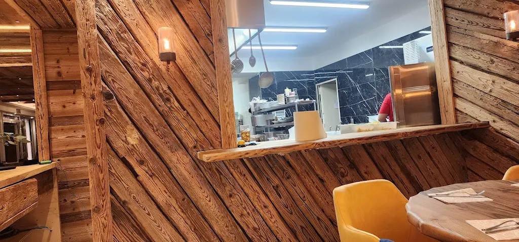 Cappuccino_Embrun_slider_image_3