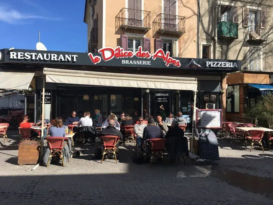 Le Délice Des Alpes restaurant in Embrun