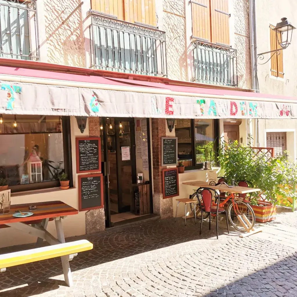 LE TANDEM BISTROT RESTO restaurant in Embrun