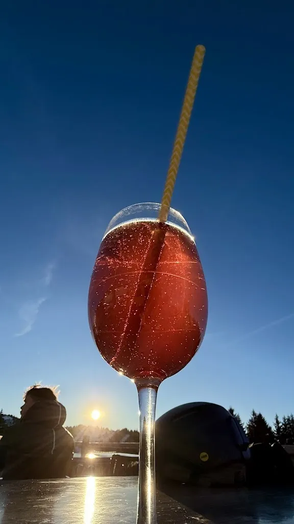 Lorene Faivre_Chez Nannon_Morzine_review