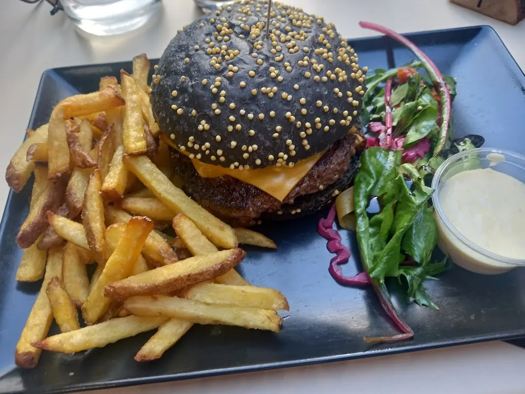 Menu_Adam's Burger_Embrun_image_5